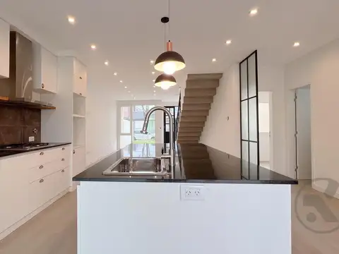 24 MESES | CASA A ESTRENAR  DE 4 AMBIENTES | CONSTITUCION |