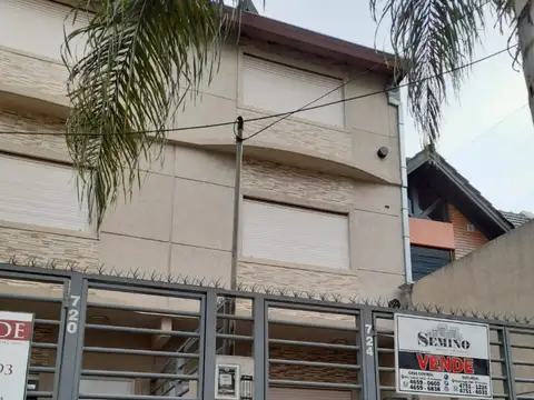 TRIPLEX A ESTRENAR -4 Ambientes- EXCELENTE UBICACION 