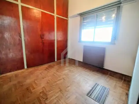 Depto Tipo Casa 4 ambientes con 2 baños