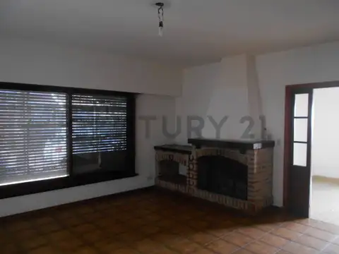 Casa en Alquiler en La Merced, USD 2.000