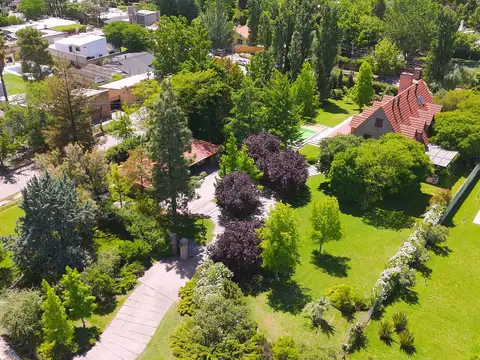 Casa en venta en Barrio Privado en Chacras de Coria