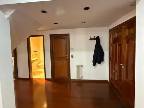 Casa en Alquiler de 4 dormitorios