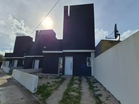 VENTA PH A ESTRENAR FRENTE! 