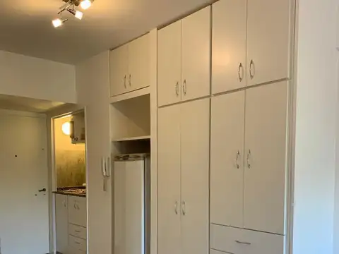 Departamento en Alquiler de Monoambiente