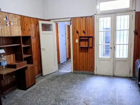 TIPO CASA AL FRENTE