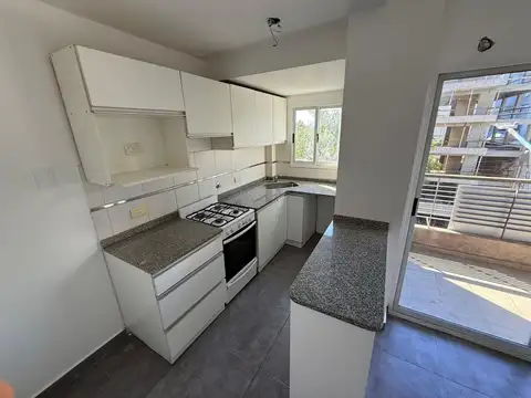 Departamento en Alquiler en Villa Saenz Peña, $ 600.000