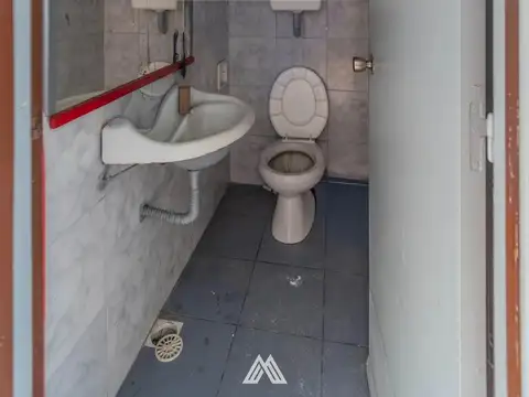 Local en Alquiler en La Figurita , $U 65.000