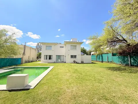 ¡Venta! Casa en El Balcón - Valle Escondido ¡Ubicación privilegiada! ¡Apto Crédito!