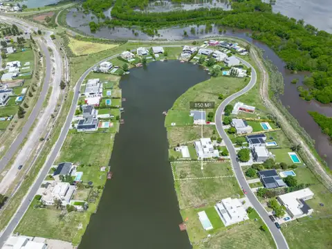 Terreno en Venta en Countries y Barrios Cerrados en Pilar, USD 54.000