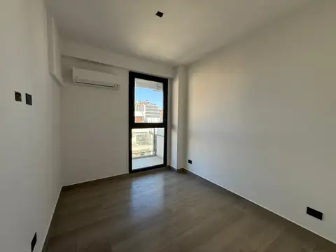 Semipiso de 2 Ambientes a Estrenar con Balcón al Frente – Villa Luro