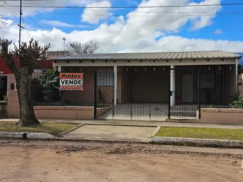 Casa sobre Brouchoud. A pocas cuadras del centro. SAN JOSE. ENTRE RIOS.