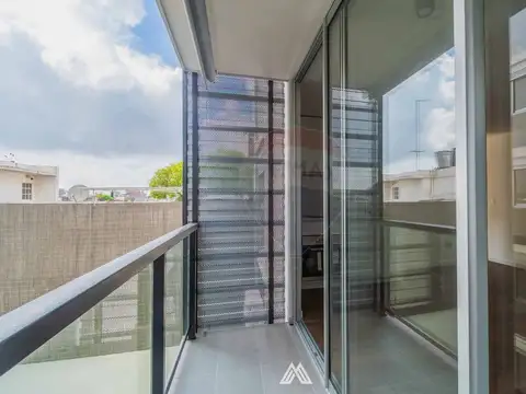 Avenida Luis Alberto de Herrera 2400