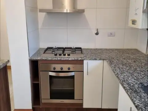 Departamento en Alquiler en Quilmes, $ 650.000