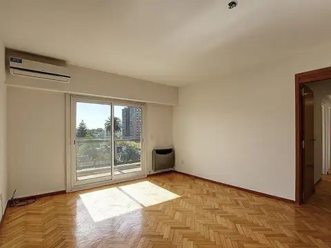 Departamento 4 ambientes Luminoso Impecable con balcon Vista abierta y cochera en Belgrano
