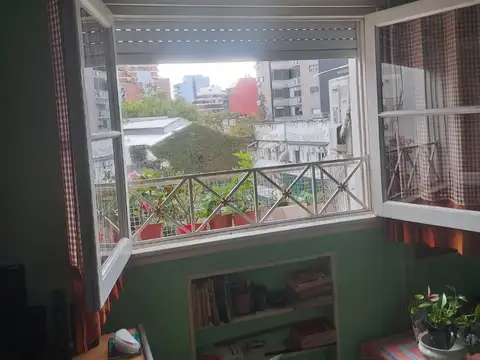 Depto de 2 amb en hermosa zona de Colegiales