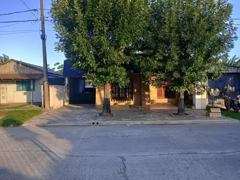 Casa cómoda de exelente construcción 