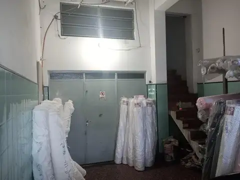 Galpon en Alquiler en Caseros, $ 1.800.000