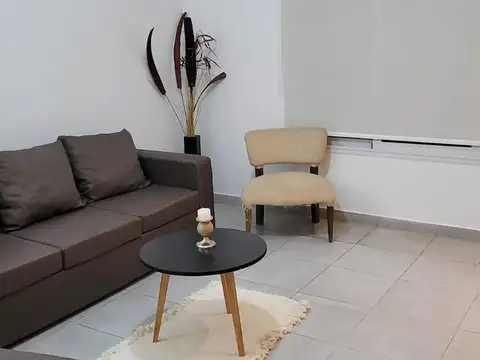 CASA ESTILO COUNTRY CON PILETA GRAL. RODRIGUEZ