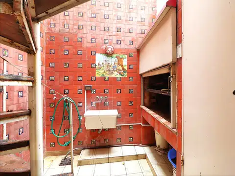 Depto Tipo Casa 3 ambientes con 2 baños