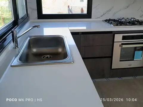 Casa 4 ambientes con 3 baños