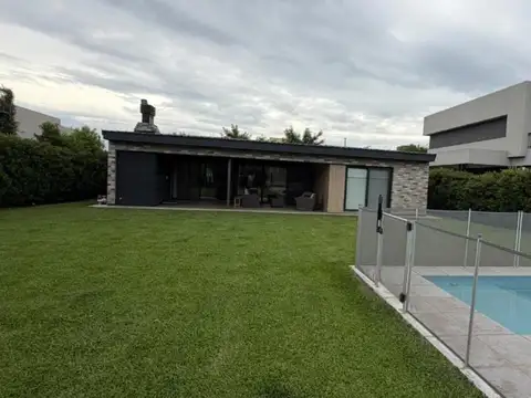 Casa en Venta en Altos De Campo Grande, USD 375.000