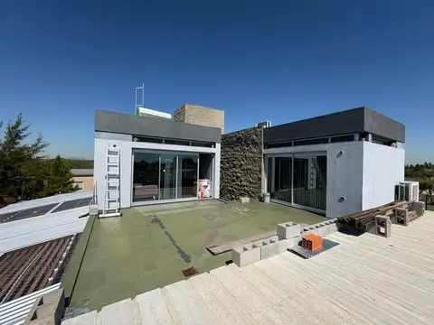 Casa en venta Berisso 2 dormitorios con permuta