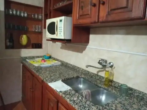 Oportunidad Venta de Casa + depto en Loma Hermosa