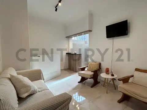 Santa Fe 2800, Piso 0
