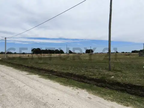 Terreno en Venta 27  mts Fondo