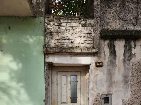 Casa interna única a reciclar, España y Hospitales, Rosario