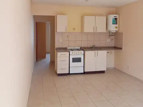 2 ambientes en planta alta, con cochera