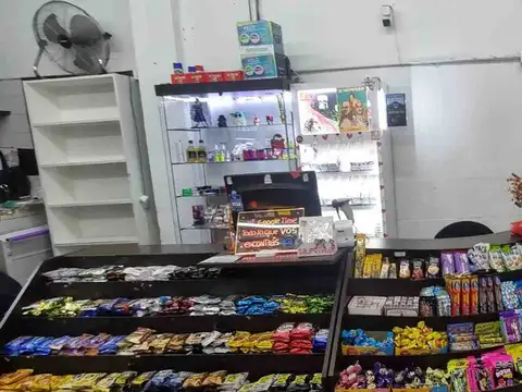 Avenida Hipólito Yrigoyen 800