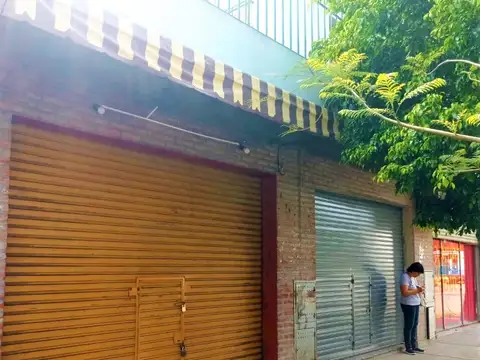 OPORTUNIDAD !! DPTO 3 AMBIENTES CON TRES LOCALES EN PLANTA BAJA - BILINGHURST - SAN MARTIN