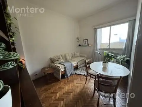 Avenida San Juan  al 1900