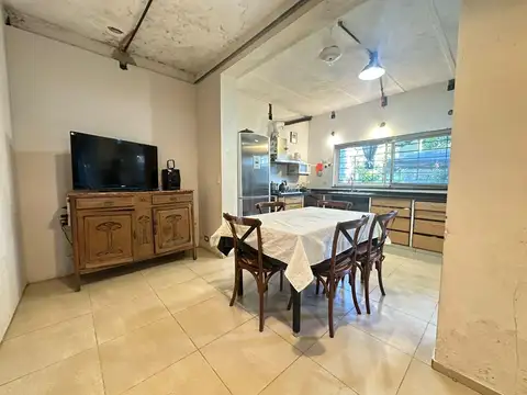 Venta casa de 2 dormitorios APTA CRÉDITO en barrio Matheu