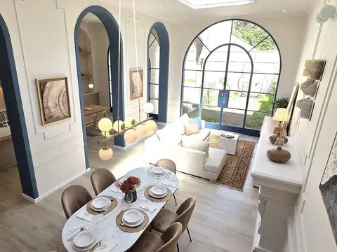 VENTA CASA 4 DORMITORIOS. PATIO Y COCHERA. ABASTO