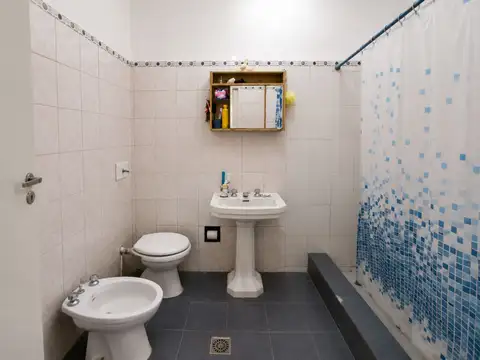 Depto Tipo Casa 4 ambientes con 1 baño