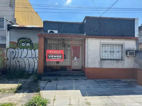 Casa con amplio galpón en venta zona da Vinci Boulogne