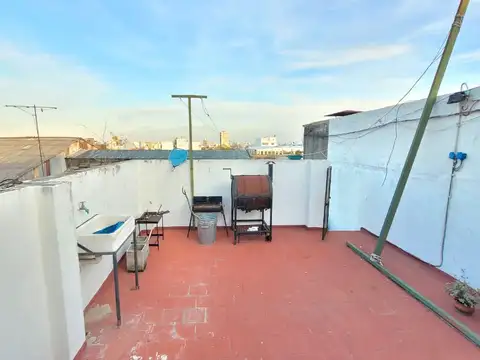 HERMOSO PH 4 AMBIENTES "Av. Garay 3960" EN PB CON PATIO Y TERRAZA EN BOEDO