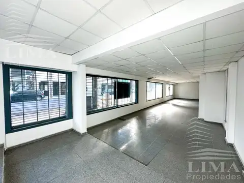 Local Comercial  Urquiza 2700