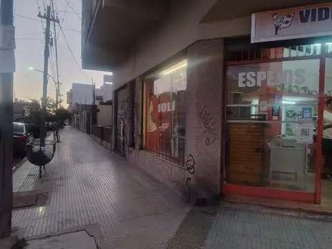 VENTA FONDO DE COMERCIO VIDRIERIA  VILLA BALLESTER