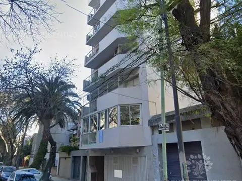 Monoambiente a refaccionar en venta