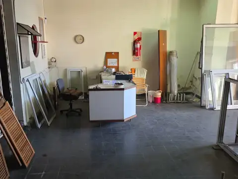 Local en Venta 50 años