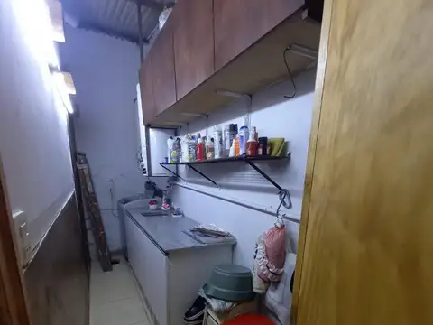 CASA 4 DORMITORIOS,(DOS VIVIENDAS) TABLADA. VENTA