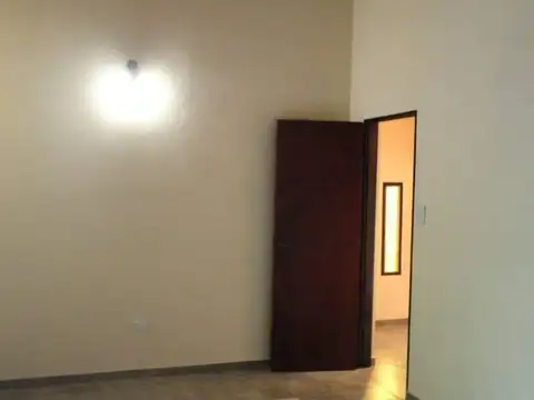 Depto Tipo Casa en Alquiler de 2 dormitorios