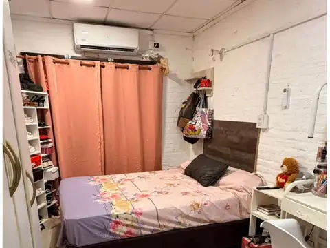 CASA VENTA 8 AMB. CON PILETA - RESISTENCIA