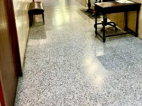 Departamento 5 ambientes con 3 baños