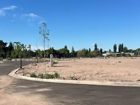 Venta de casa en pozo en Barrio Alzaga y Liniers, Chacras de Coria