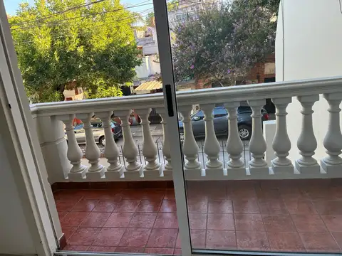 Depto Tipo Casa en Alquiler al Noroeste