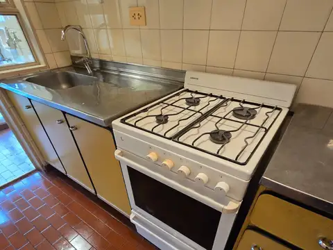 Corvalan 2900, Piso 6
